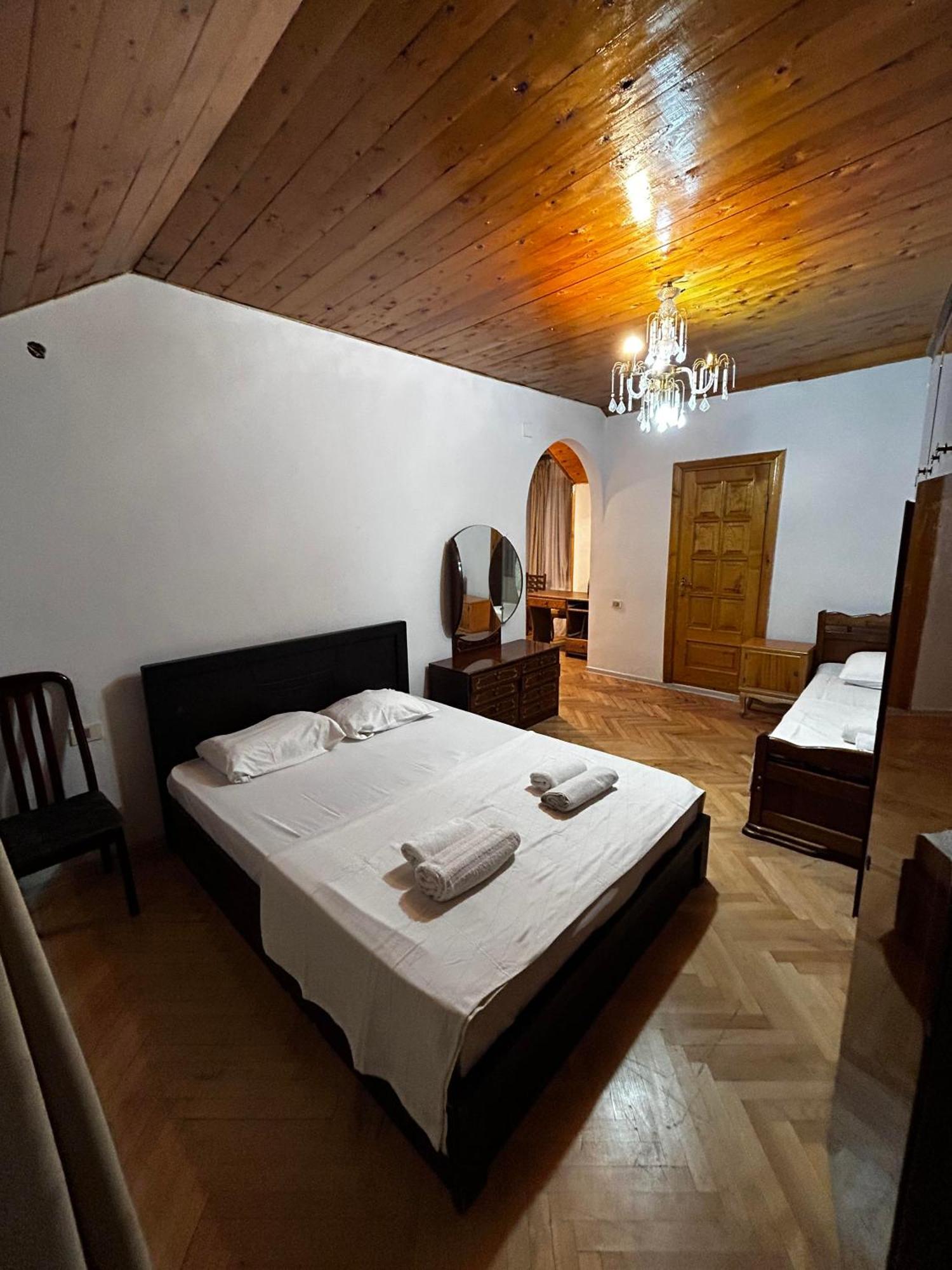 Duma Hotel Tbilisi Exterior photo