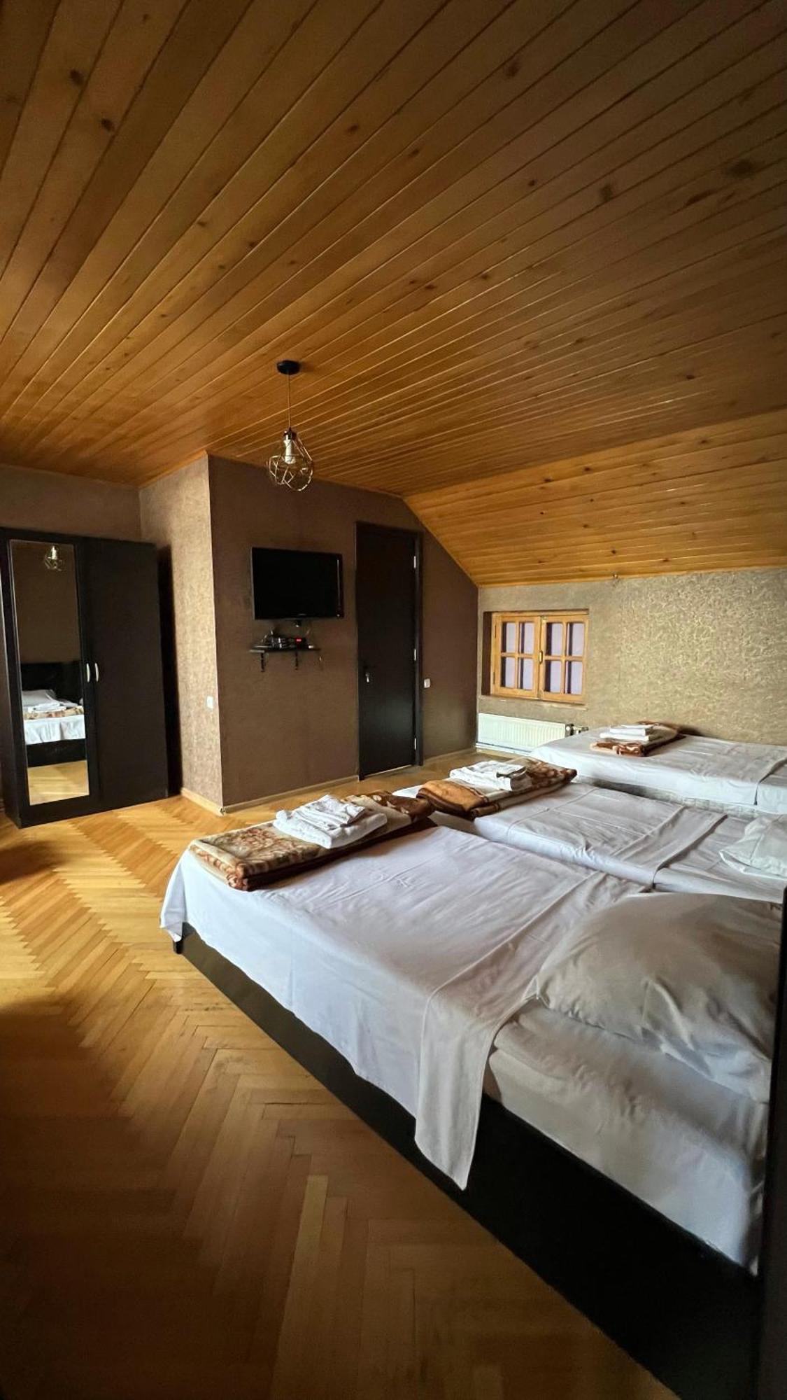 Duma Hotel Tbilisi Exterior photo